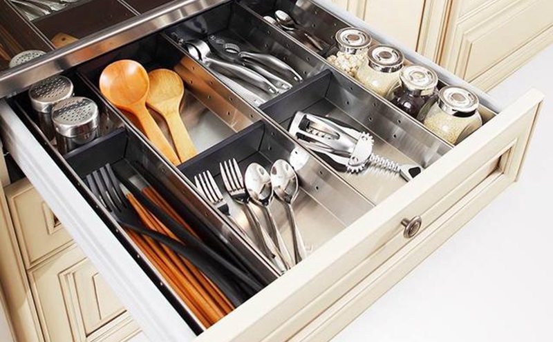 定制櫥柜五金件如何選擇,星空梵高定制櫥柜